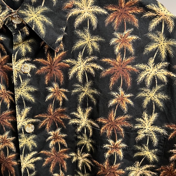 Cooke Street Honolulu Hawaiian Shirt, Palm Trees. Size M - Picture 7 of 7